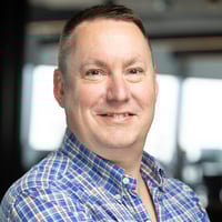 headshot_chris-bloomfield-800